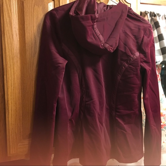 ATHLETA maroon burgundy Large jacket - Picture 2 of 9
